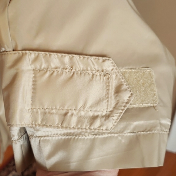 NWT Light packable Rain Coat H&M - Picture 6 of 15